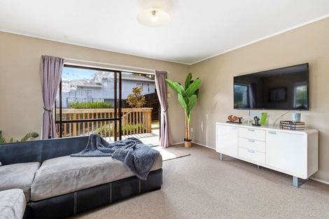 Photo of property in 1/111 Spinella Drive, Bayview, Auckland, 0629
