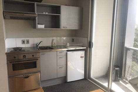 Photo of property in Scotia Tower Apartments, 7c/8 Scotia Place, Auckland Central, Auckland, 1010