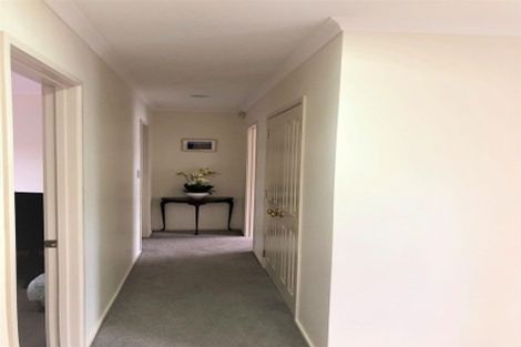 Photo of property in 15 Attymon Lane, East Tamaki, Auckland, 2016