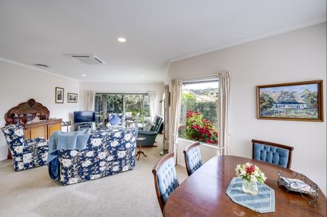 Photo of property in 10 Claridge Place, Taradale, Napier, 4112