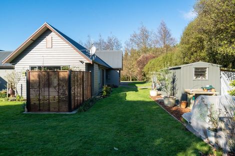 Photo of property in 3 Chestnut Grove, Acacia Bay, Taupo, 3385