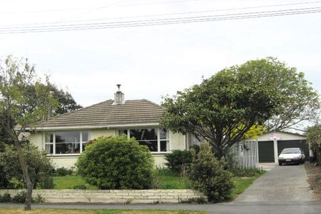 Photo of property in 31 Sevenoaks Drive, Bryndwr, Christchurch, 8053