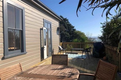 Photo of property in 129 Chaucer Road, Hospital Hill, Napier, 4110