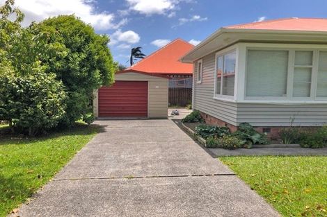 Photo of property in 60 Brandon Road, Glen Eden, Auckland, 0602
