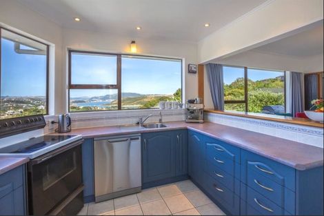 Photo of property in 15 Truro Road, Camborne, Porirua, 5026