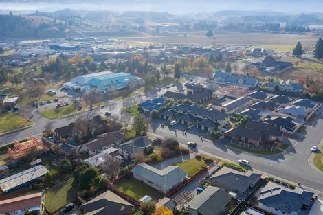 Photo of property in 114 Neplusultra Street, Cromwell, 9310