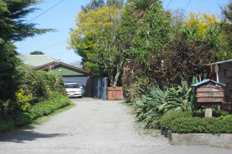 Photo of property in 28 Martbern Crescent, Bishopdale, Christchurch, 8053