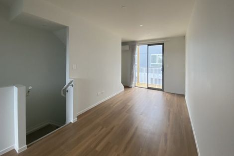 Photo of property in 6/2 Moor Avenue, Te Atatu Peninsula, Auckland, 0610