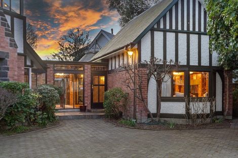 Photo of property in 283 Papanui Road, Merivale, Christchurch, 8052