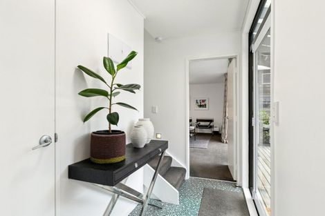 Photo of property in 90 Majoribanks Street, Mount Victoria, Wellington, 6011