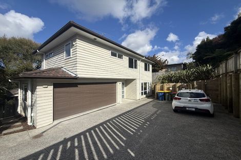 Photo of property in 111a Triangle Road, Massey, Auckland, 0614