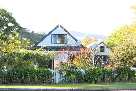 Photo of property in 62 Freemans Road, Otaki, 5512