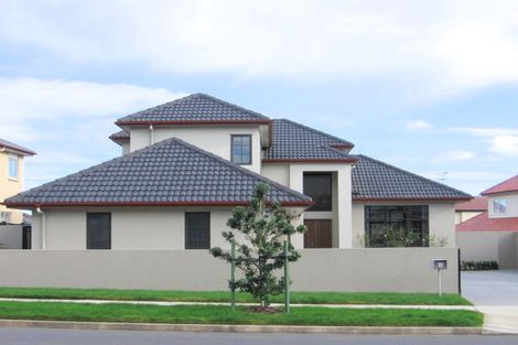 Photo of property in 129 Middlefield Drive, Flat Bush, Auckland, 2016