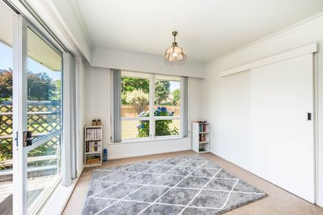 Photo of property in 2 Leybourne Avenue, Waikanae, 5036