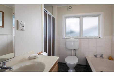 Photo of property in 220 Thames Coast Sh25 Road, Ngarimu Bay, Thames, 3575