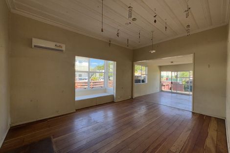 Photo of property in 4 Coates Street, Hamilton East, Hamilton, 3216