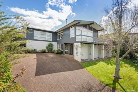 Photo of property in 19 Long Street, Torbay, Auckland, 0630