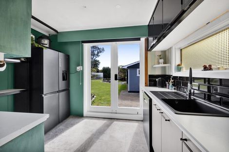 Photo of property in 4 Celia Street, Stratford, 4332