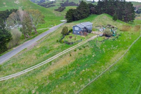 Photo of property in 3185 Weber Road, Weber, Dannevirke, 4970