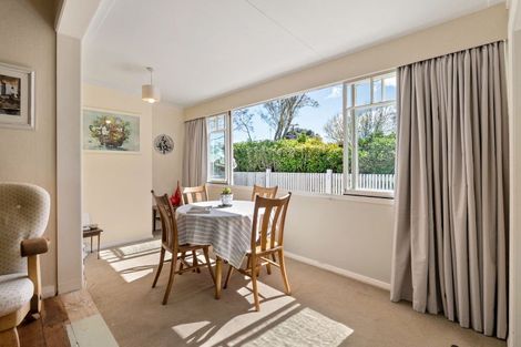 Photo of property in 10 Ngaio Street, Eastbourne, Lower Hutt, 5013