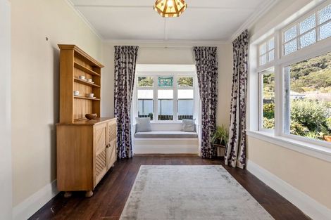Photo of property in 10 Ngaio Street, Eastbourne, Lower Hutt, 5013