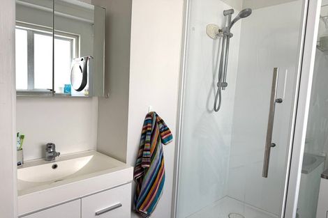 Photo of property in 146 Glenmore Street, Northland, Wellington, 6012