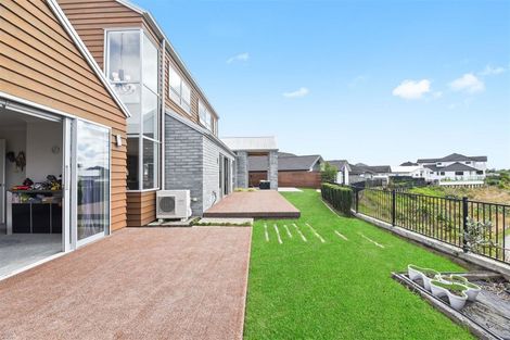 Photo of property in 15 Kemble Place, Flagstaff, Hamilton, 3210