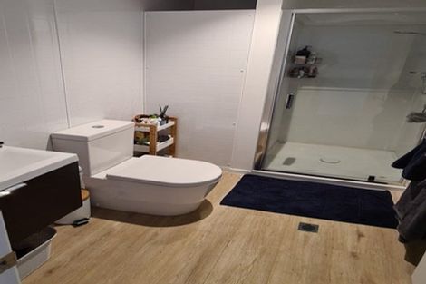 Photo of property in The Alex Apartments, 23/135b Hallenstein Street, Queenstown, 9300