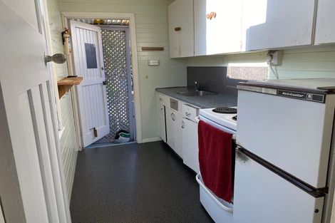 Photo of property in 16 Austin Street, Mount Victoria, Wellington, 6011