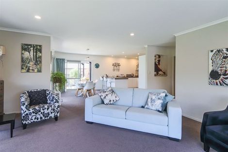 Photo of property in 14 Estate Grove, Inglewood, 4330