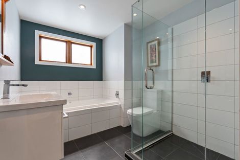 Photo of property in 10 Ngaio Street, Eastbourne, Lower Hutt, 5013