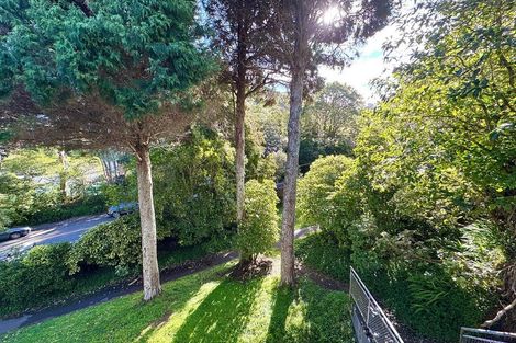 Photo of property in 146 Glenmore Street, Northland, Wellington, 6012