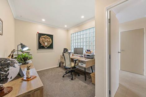 Photo of property in 3 Pounamu Place, Shelly Park, Auckland, 2014