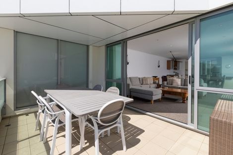 Photo of property in 204/136 Marine Parade, Mount Maunganui, 3116