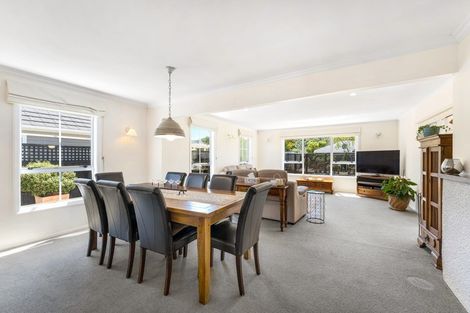 Photo of property in 9 Oak Street, Ebdentown, Upper Hutt, 5018