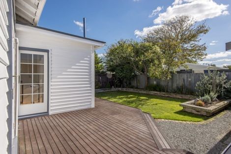 Photo of property in 55 Coronation Street, Spreydon, Christchurch, 8024