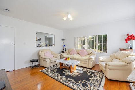 Photo of property in 21 View Road, Glenfield, Auckland, 0627