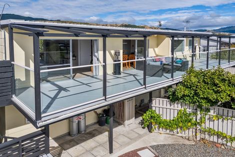 Photo of property in 140 Matai Road, Raumati Beach, Paraparaumu, 5032