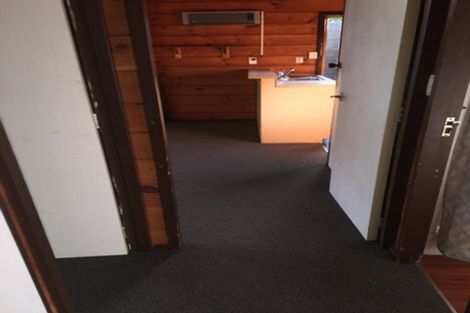 Photo of property in 3/89 Pinehaven Road, Pinehaven, Upper Hutt, 5019