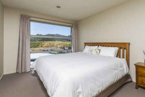 Photo of property in 14 Istana Place, Britannia Heights, Nelson, 7010