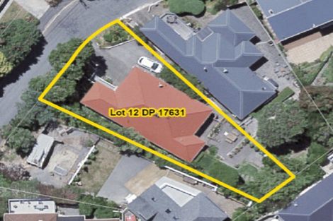 Photo of property in 9 Kellsmere Crescent, Island Bay, Wellington, 6023