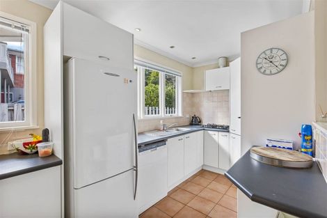 Photo of property in 211 Manuka Road, Bayview, Auckland, 0629