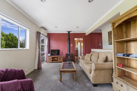 Photo of property in 92 Milton Terrace, Picton, 7220