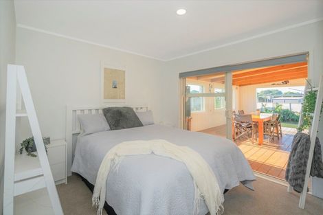 Photo of property in 130 Harbour Drive, Matarangi, Whitianga, 3592