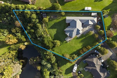 Photo of property in 1557 Waiuku Road, Waiuku, 2681