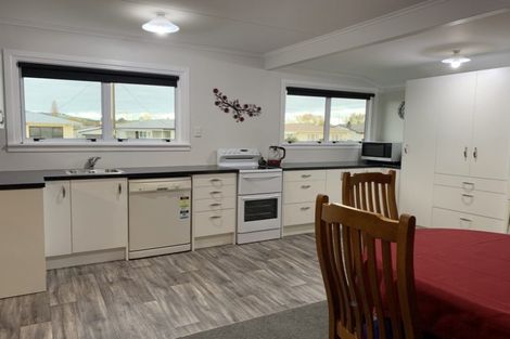 Photo of property in 11 Jull Crescent, Waipukurau, 4200