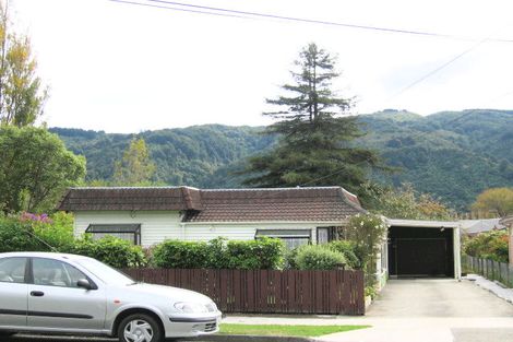 Photo of property in 24 Kiln Street, Silverstream, Upper Hutt, 5019