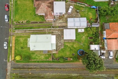Photo of property in 8 Station Street, Tirau, 3410