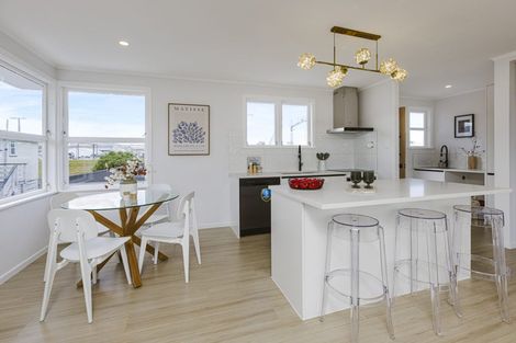 Photo of property in 67 Orion Street, Papakura, 2110