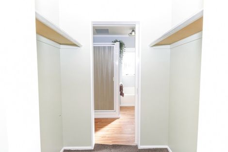 Photo of property in 4 Emmerdale Mews, Highbury, Palmerston North, 4412